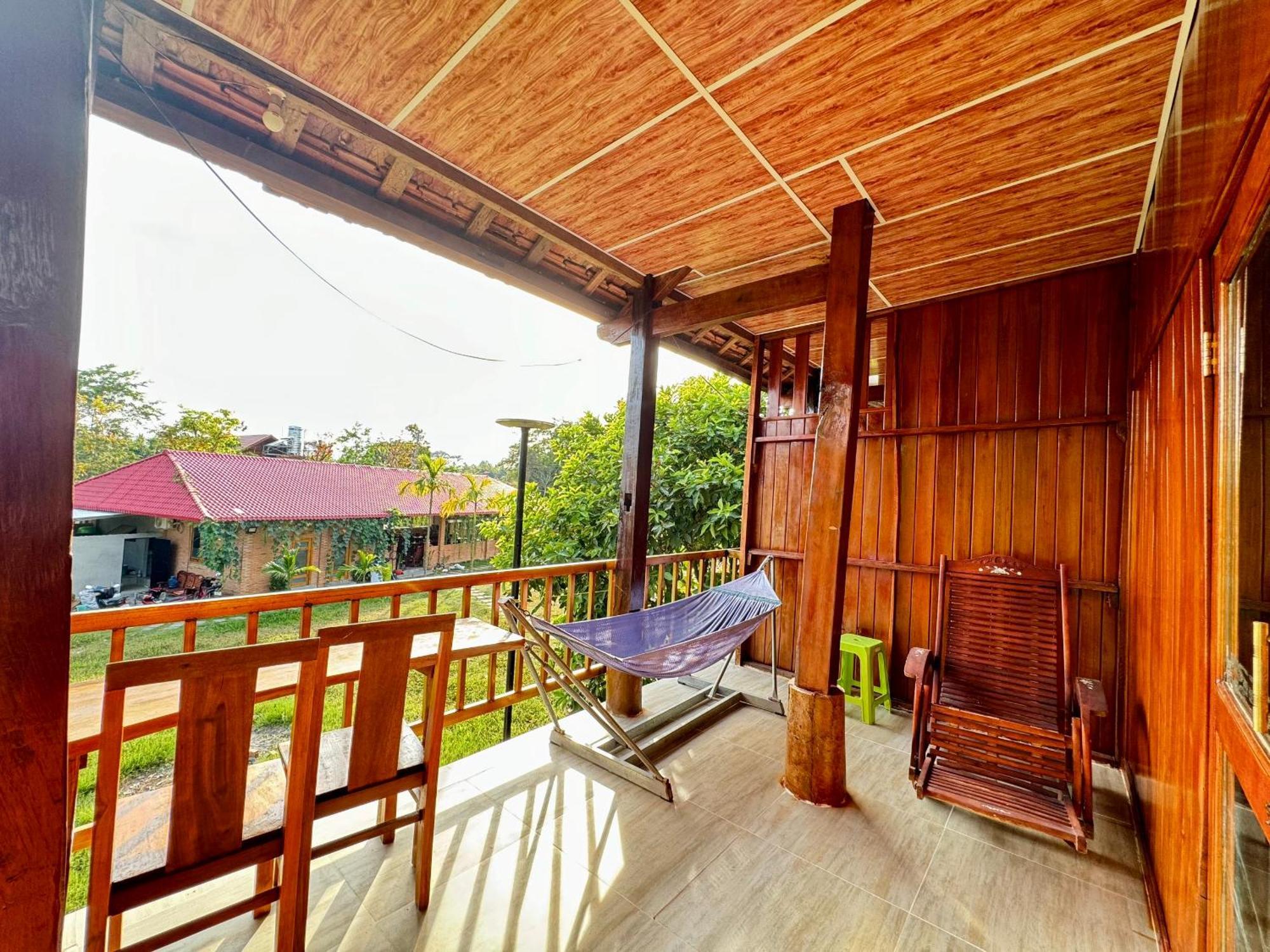 Lava Rock Viet Nam Lodge Anhfly Resort Nam Cát Tiên Exterior foto