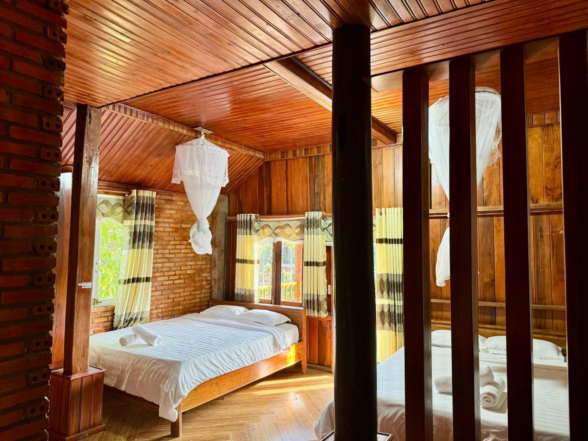 Lava Rock Viet Nam Lodge Anhfly Resort Nam Cát Tiên Exterior foto